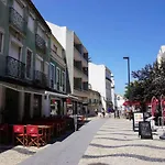 Al D' Cacilhas 公寓