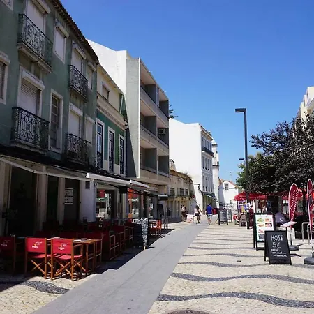 Al D' Cacilhas Apartment